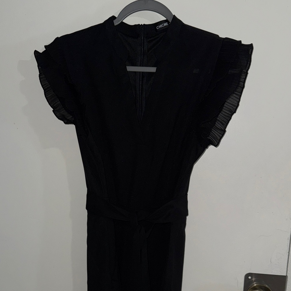Chic Black Dress with Ruffle Sleeves